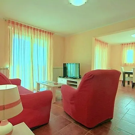 Ferienhaus Haus Katrina Baderna